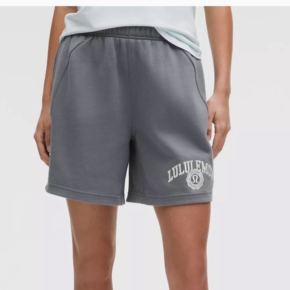 lululemon athletica Pants - 🆕 Lululemon Scuba Mid Rise Oversized Shorts 7” Graphic